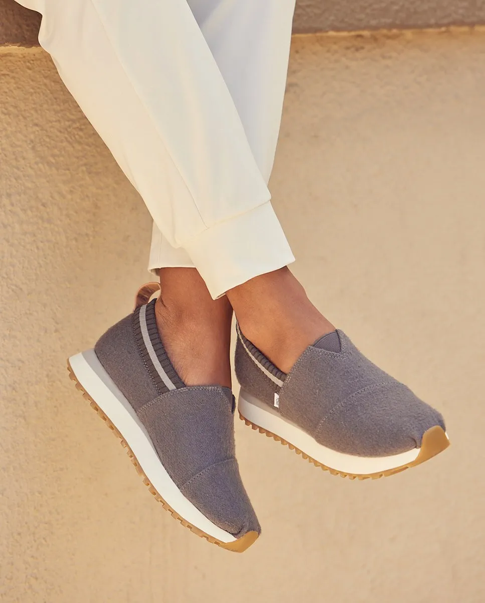 Grey Iron Women's Resident 2.0 Slip-On Shoes