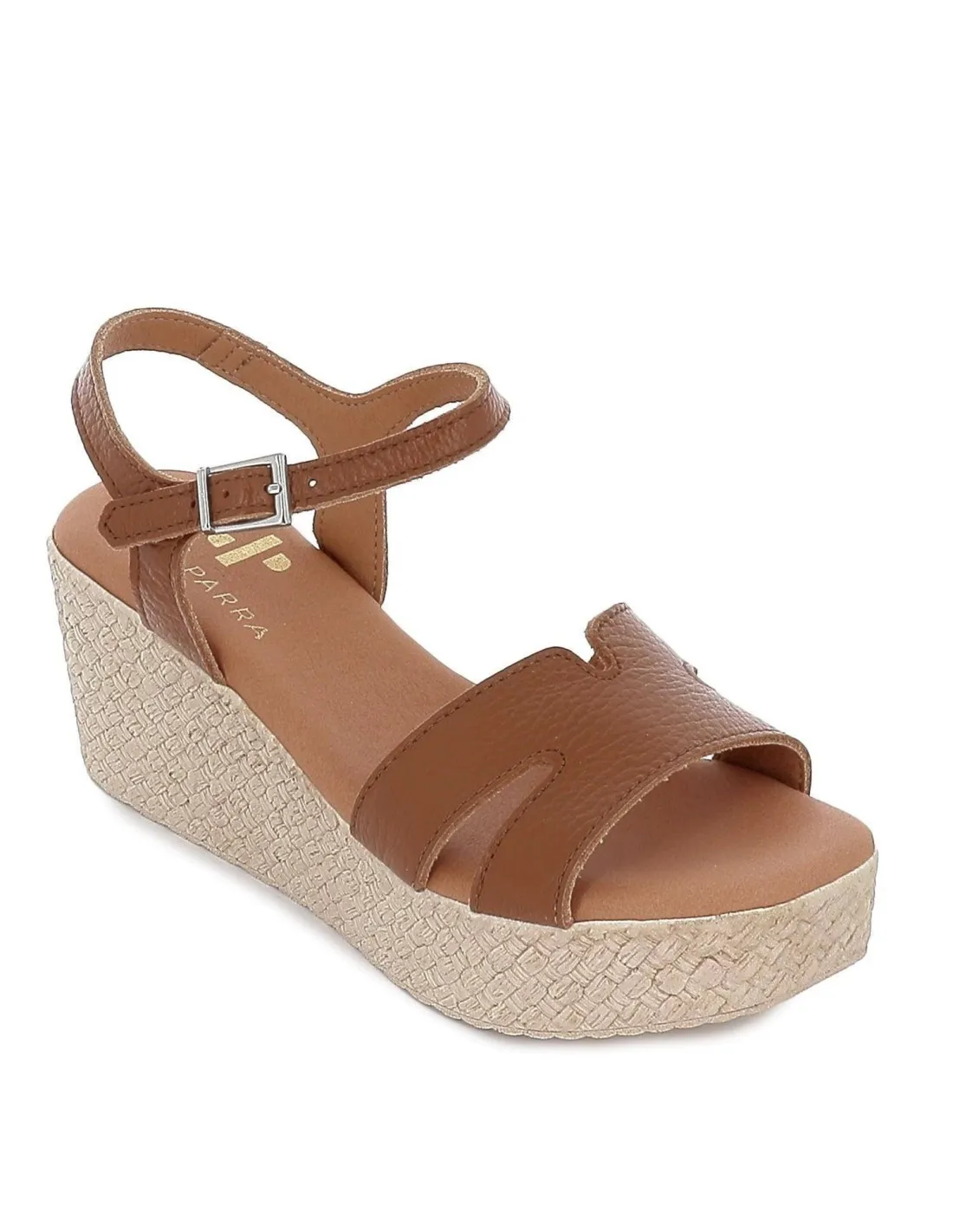 Low wedge sandal for women in leather by Pepe Parra.