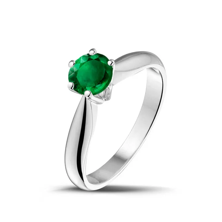 White gold round emerald solitaire ring